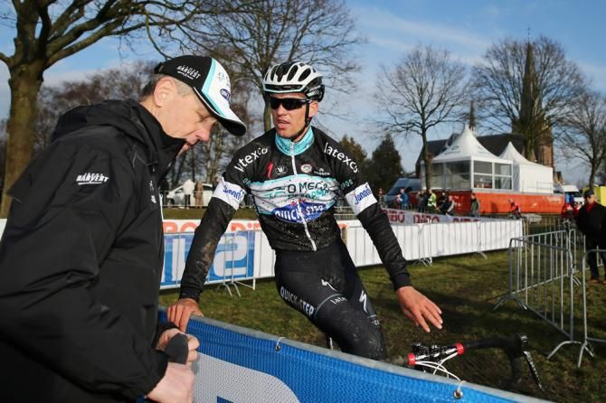 Zdenek Stybar confers with a mechanic