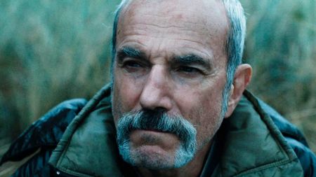 Daniel Day-Lewis as Ray Stoker in "Anemone"