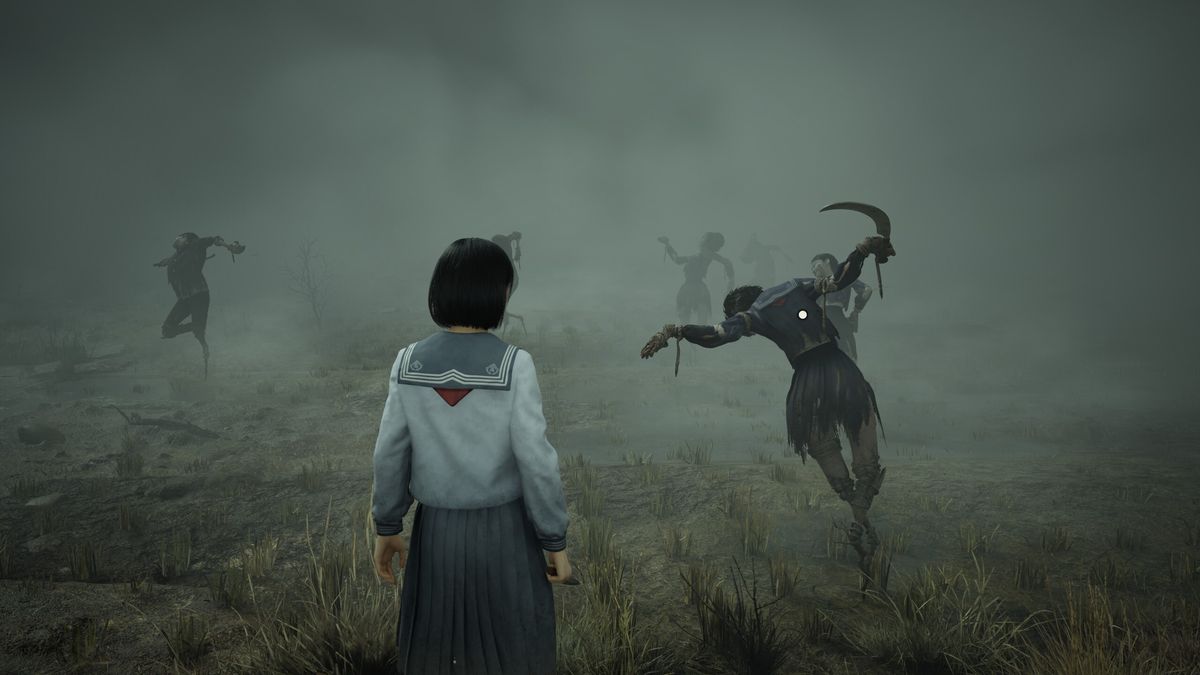 Silent Hill f scarecrow field puzzle: Hinako looking at a scarecrow with its head hanging down.