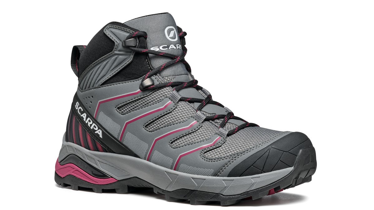 waterproof walking boots size 4