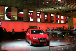 Barco LED Powers Paris Auto Show