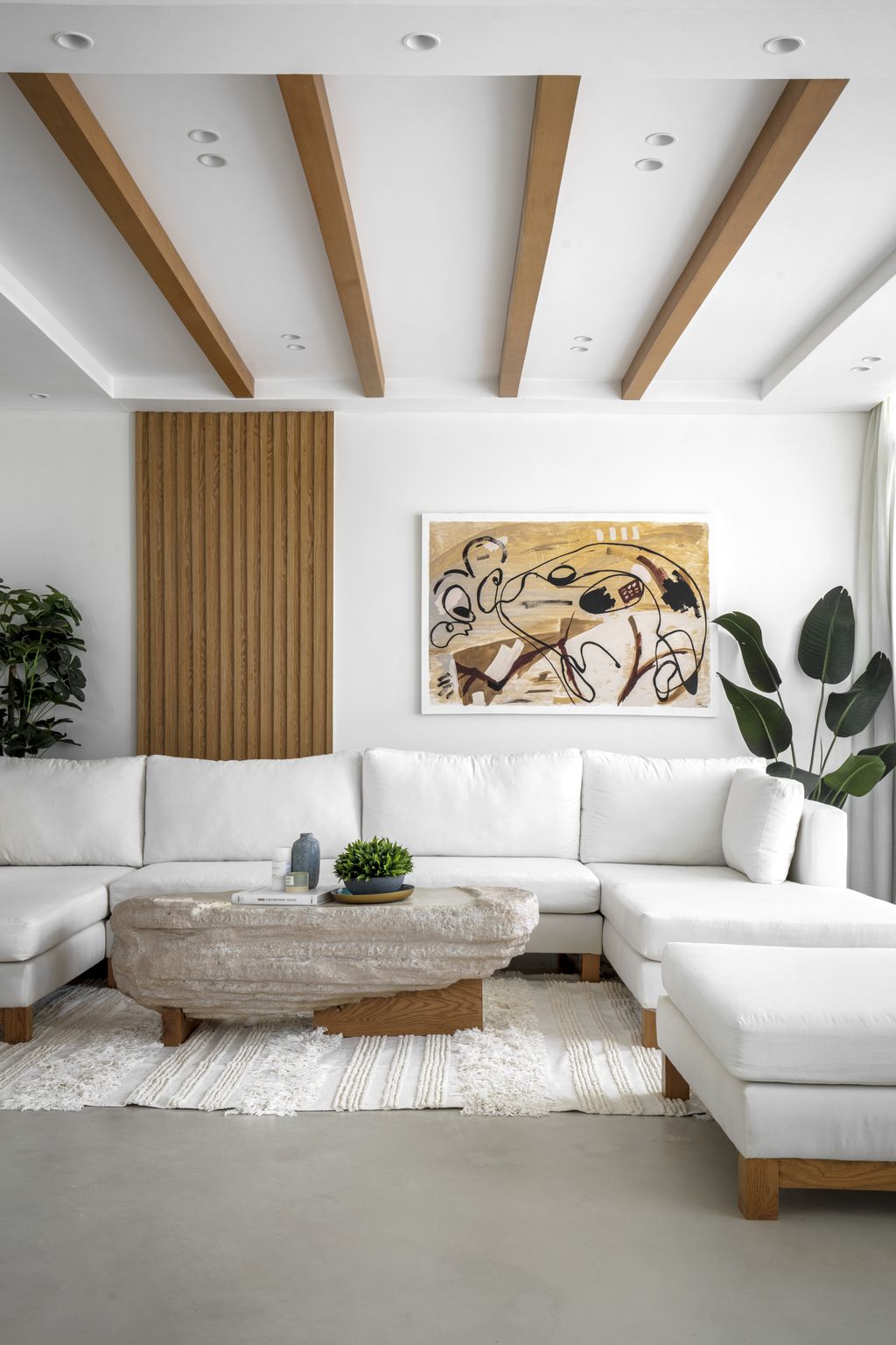 Living Room Paneling Ideas, From Traditional To Modern | Livingetc