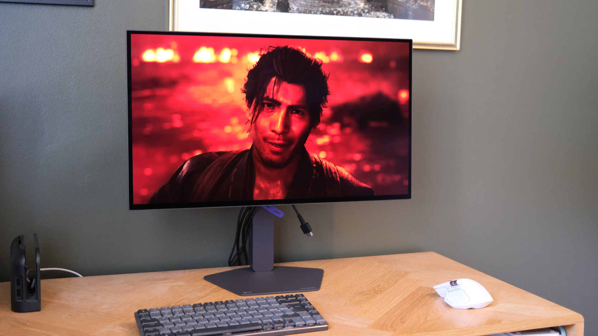 LG UltraGear OLED 27GX790B-B review