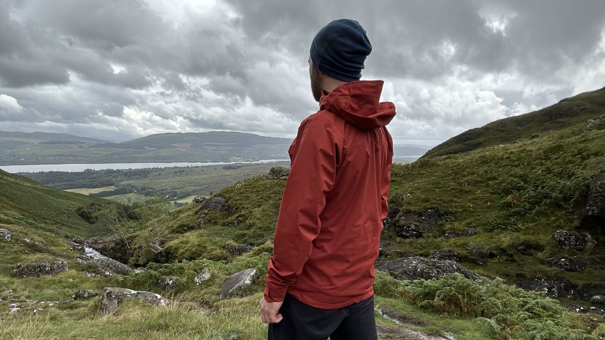 Rab Firewall Light jacket review a hiker’s outer shell that