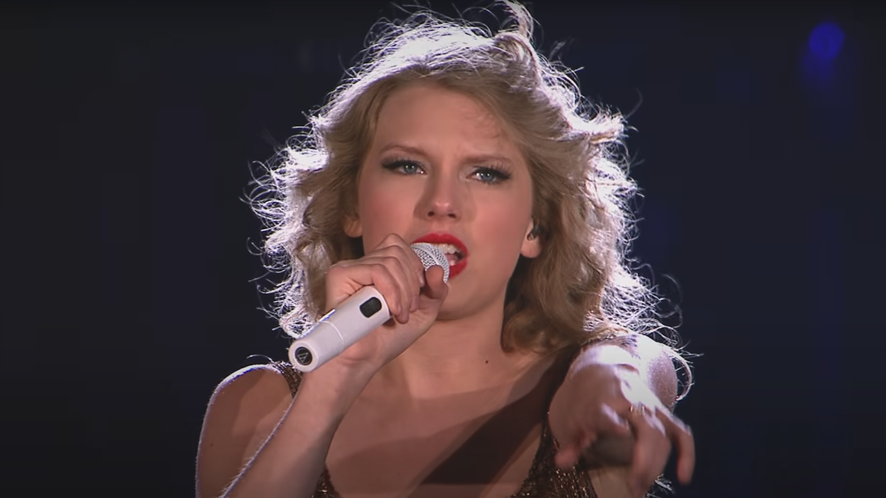 Taylor Swift Played ‘Our Song’ At The Eras Tour And Fans Are Ecstatic ...