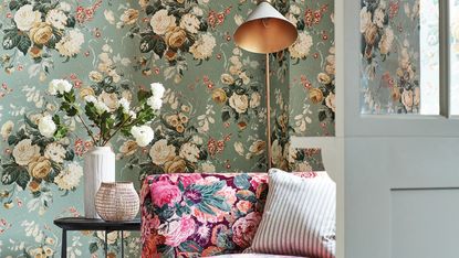  Botanical wallpaper trend