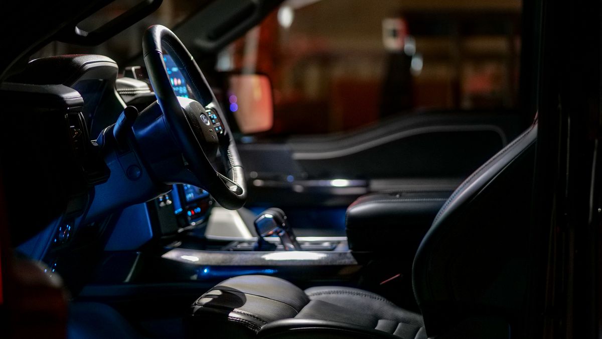2025 Ford F-150 Lightning test drive.