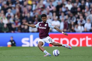 Ian Maatsen playing for Aston Villa against Nottingham Forest, April 2025.