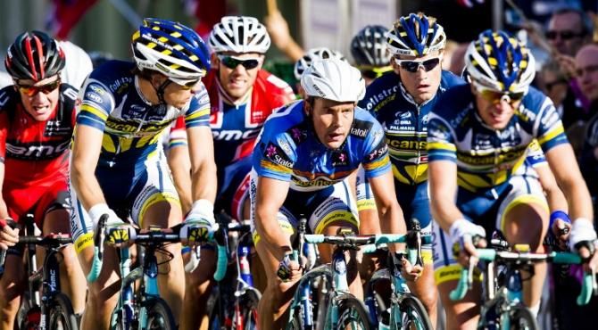 Thor Hushovd (BMC) tucked in the bunch