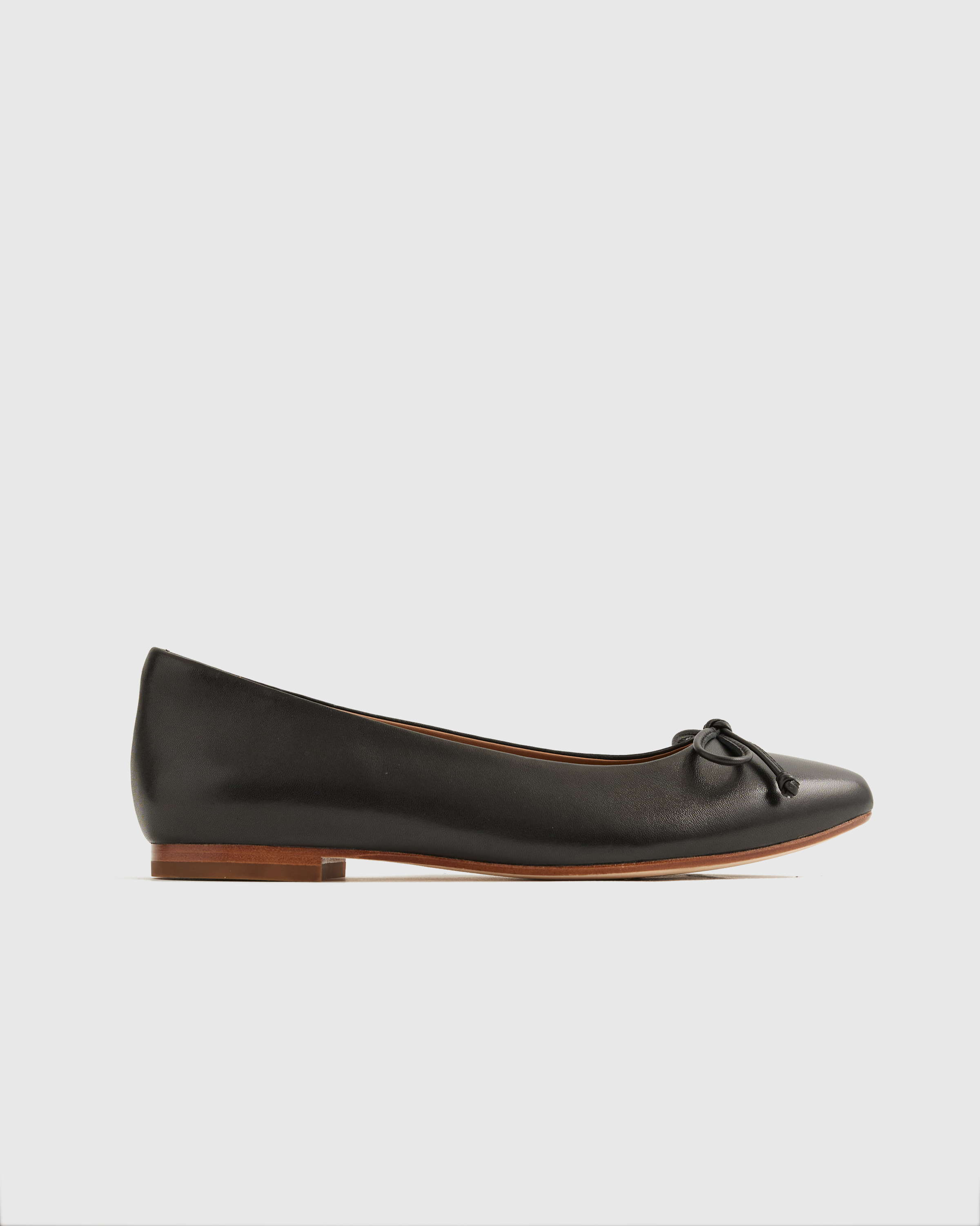 Women's Italian Leather Pointed Bow Flat