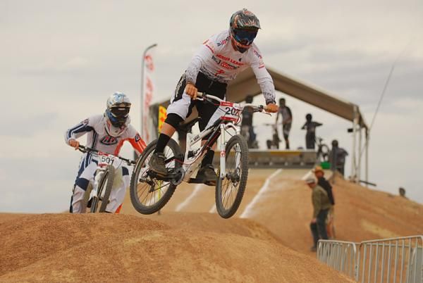 Blake Neilson leads Max Hughes in an early moto.