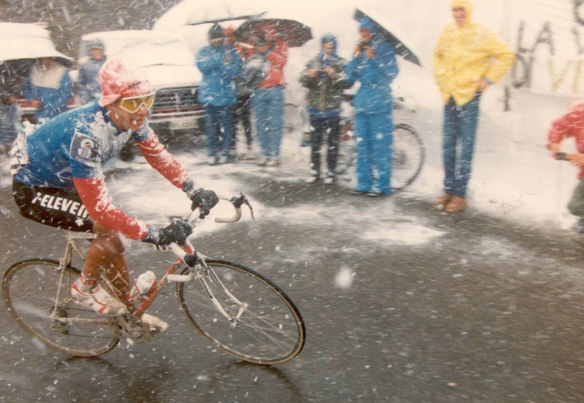 Andy Hampsten tackles the Passo di Gavia during the 1988 Giro d'Italia