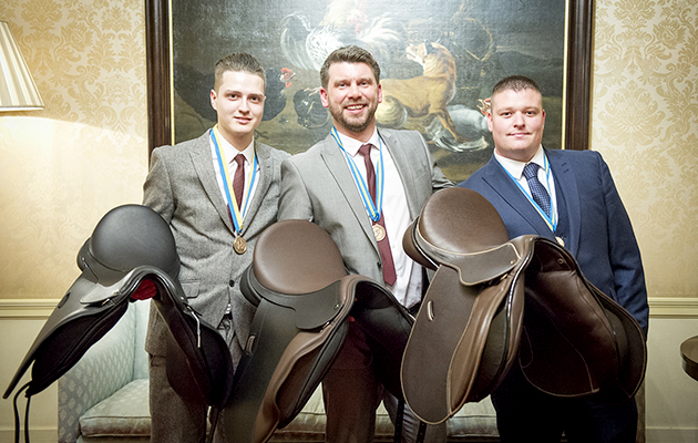 The-Ideal-Saddles-team.jpg