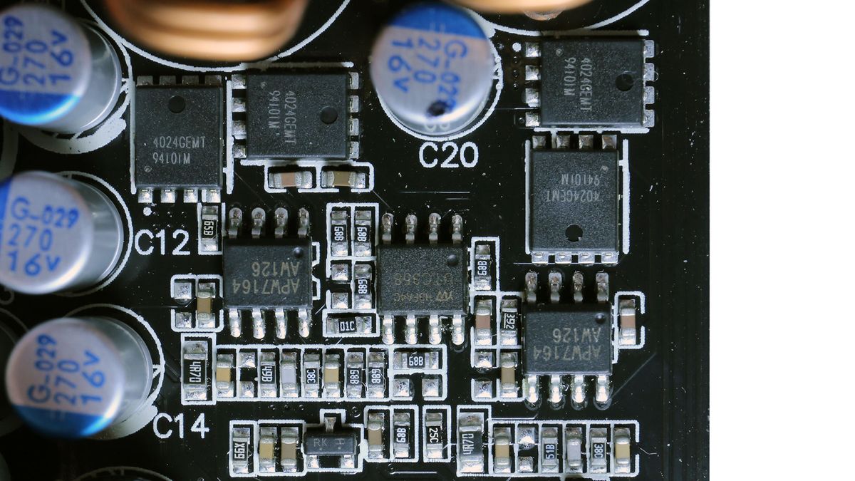 In 12V