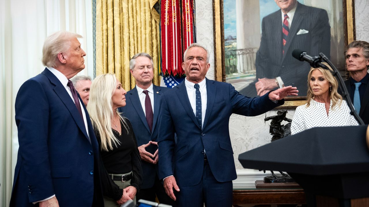 Robert F. Kennedy Jr. sworn in as health secretary