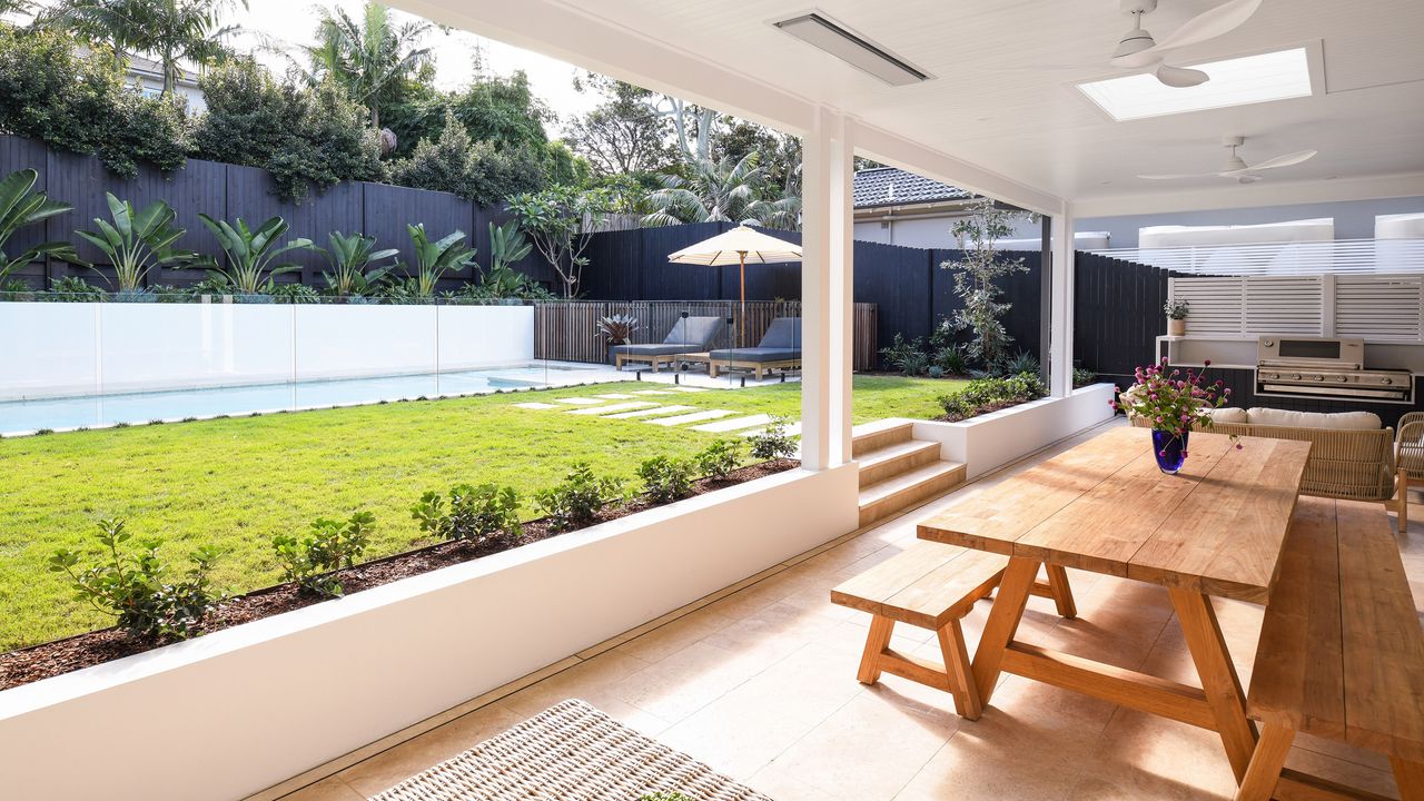 A contemporary Australian garden using landscape design principles of balance and proportion