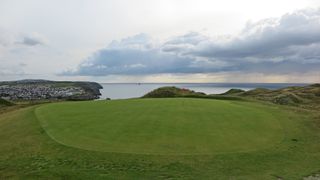 Perranporth Golf Club - Hole 11