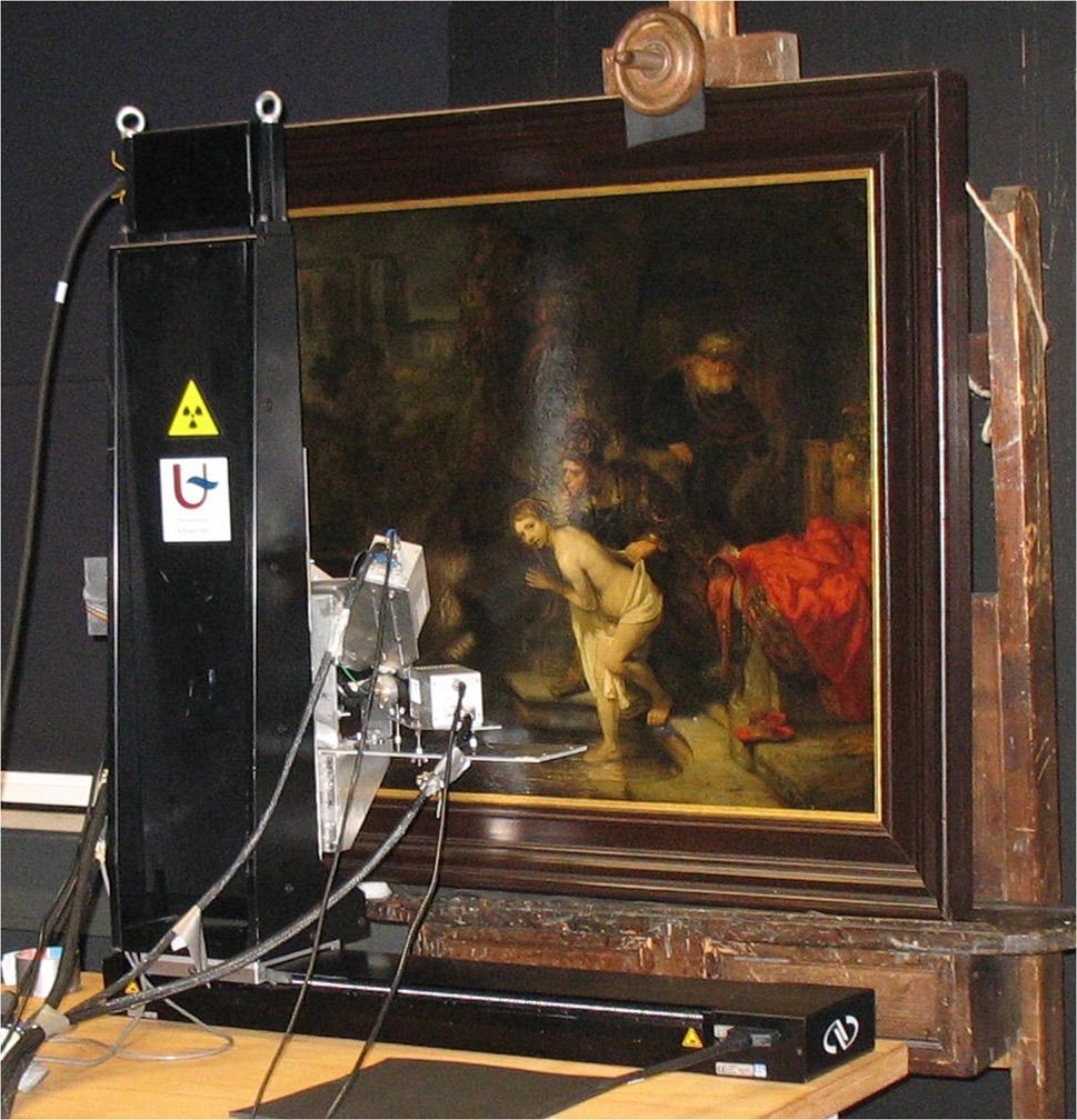 Rembrandt painting with X-ray scanner