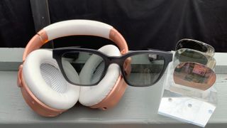 Bose AR apps have arrived on the QC 35 II headphones (coming soon in Rose Gold) and Bose Frames.