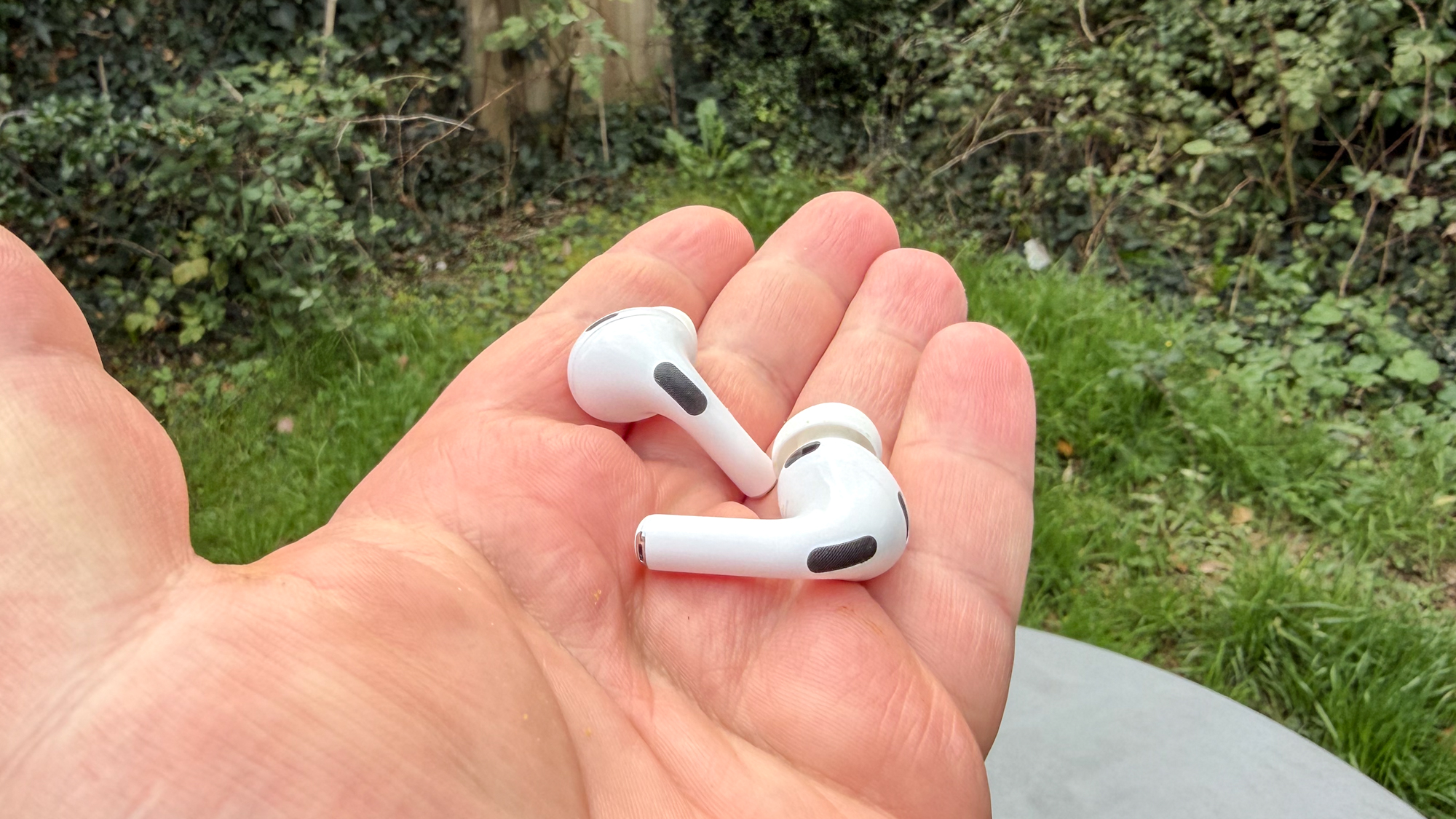 AirPods Pro 2 vs AirPods Pro 3