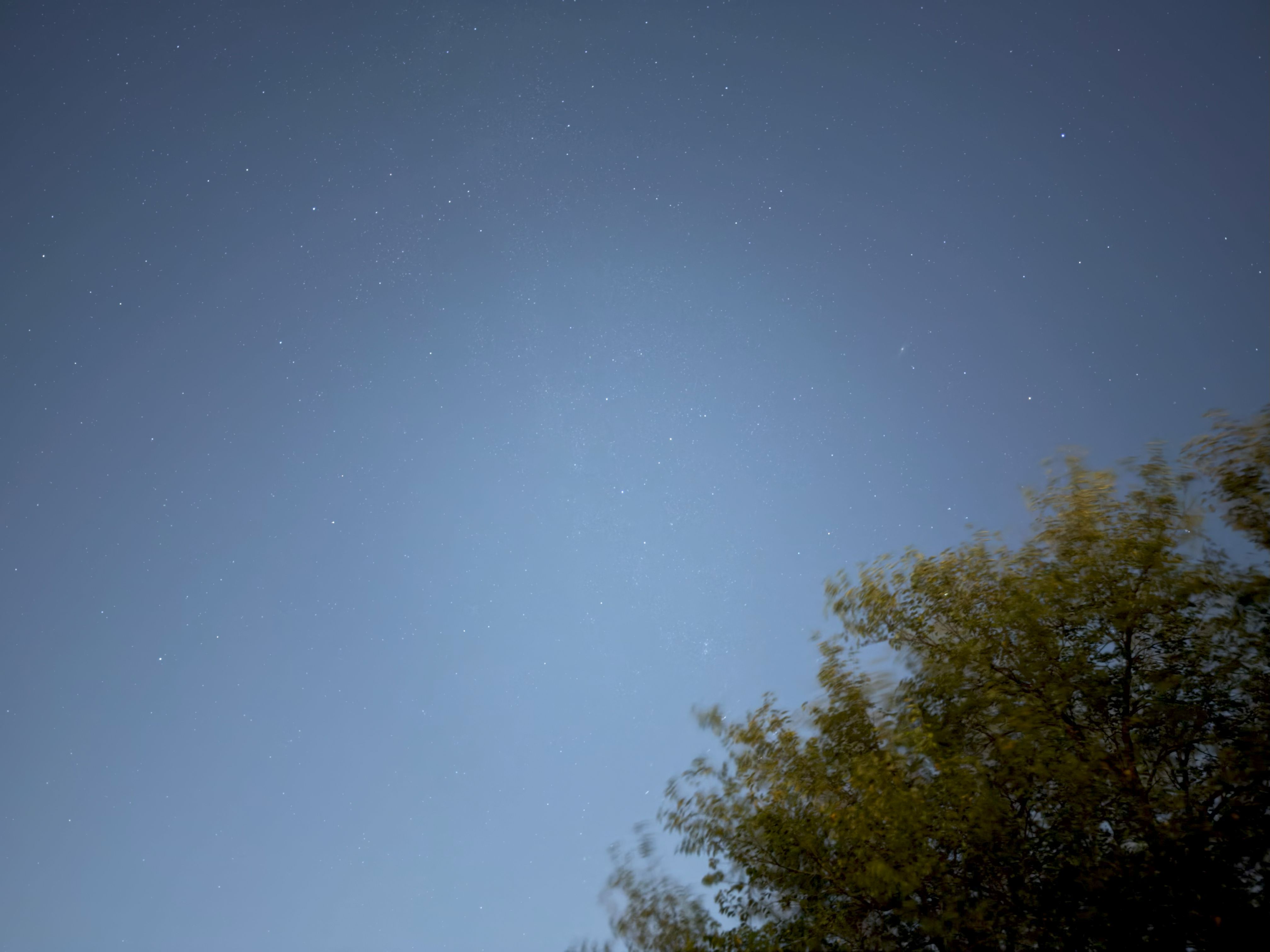 Apple iPhone 17 Pro astrophotography sample.