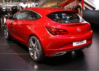 ﻿Opel/Vauxhall Astra GTC