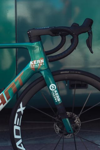 Vuelta tech gallery