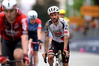 Adam Yates out of Giro d'Italia following brutal crash, won't start stage 3