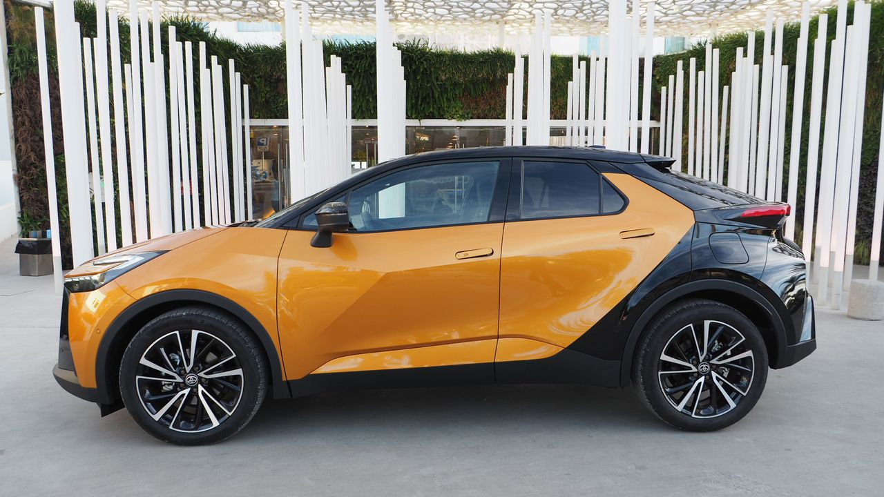 Toyota C-HR 2023