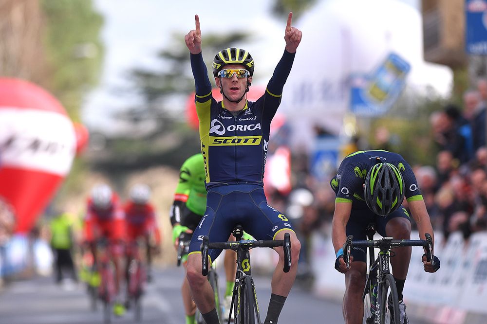 Adam Yates wins 2017 GP Industria &amp; Artigianato