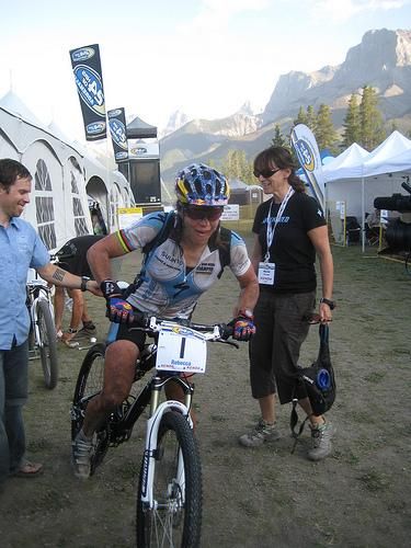 Rebecca Rusch (Specialized Factory Racing) en route to a third title.