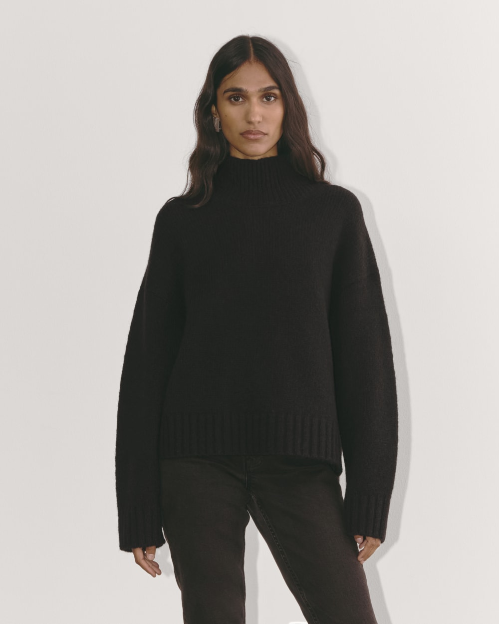 The Cloud Oversized Turtleneck | Black - Xxs