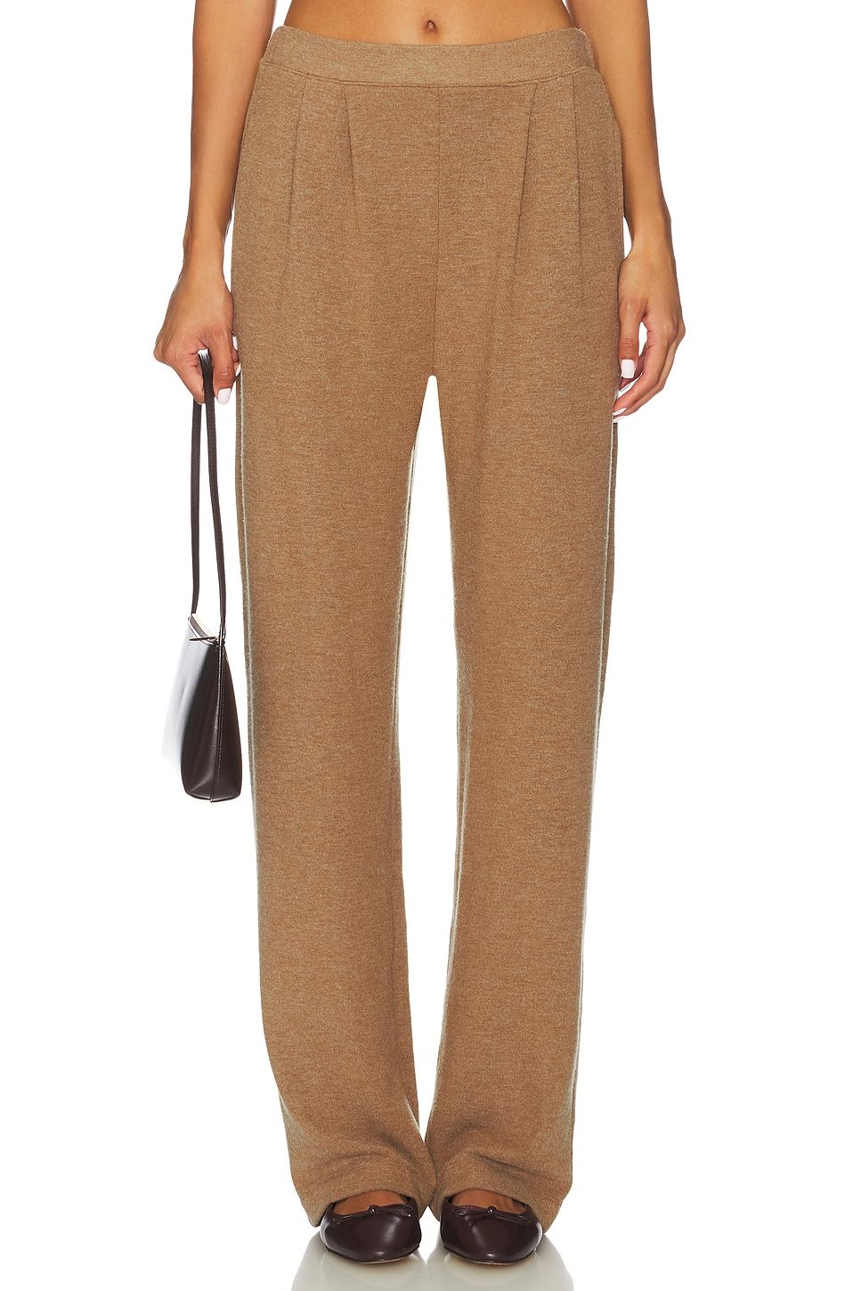 Eliya Pant