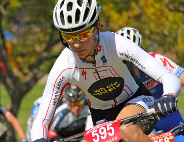 Shane Skelton on his way to winning the Bonelli Park US Pro XCT short track.