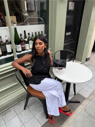 yJeLx8mpvHgswfVN4kPyDU-320-80 الاتجاهات العليا 4 بلا أكمام موجودة في كل مكان هذا الصيف