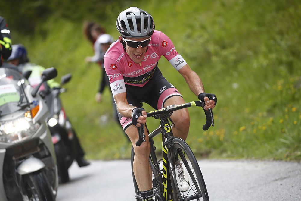 Simon Yates (Mitchelton-Scott) attacked on the penultimate climb and soloed to victory stage 15 at the Giro d'Italia