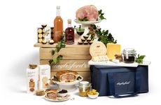 Luxury Christmas hampers from Daylesford Organic