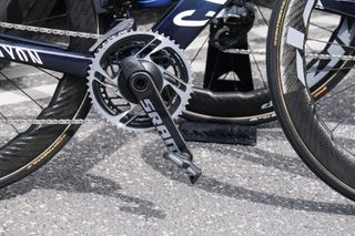 Detail of Gorka Izagirre's SRAm Red chainset at the 2022 TdF
