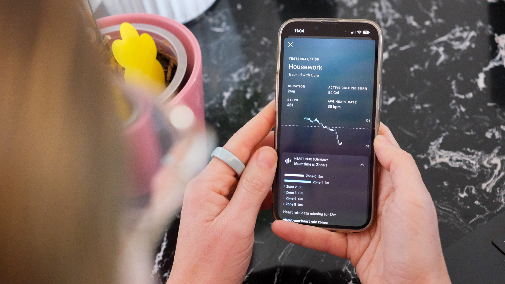 Oura Ring 4 Ceramic and Oura app