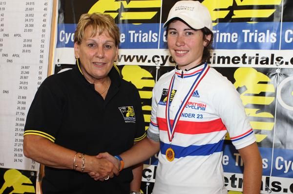 Emma Trott (Nederland Bloeit) wins the women&sup1;s U23 gold medal