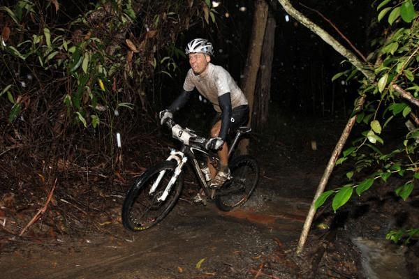 Michael Vanos in third in the elite men's race