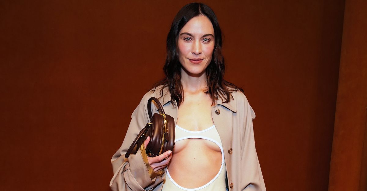 Wait, What? Alexa Chung and Emma Corrin Just Styled Their Heels With Leg Warmers