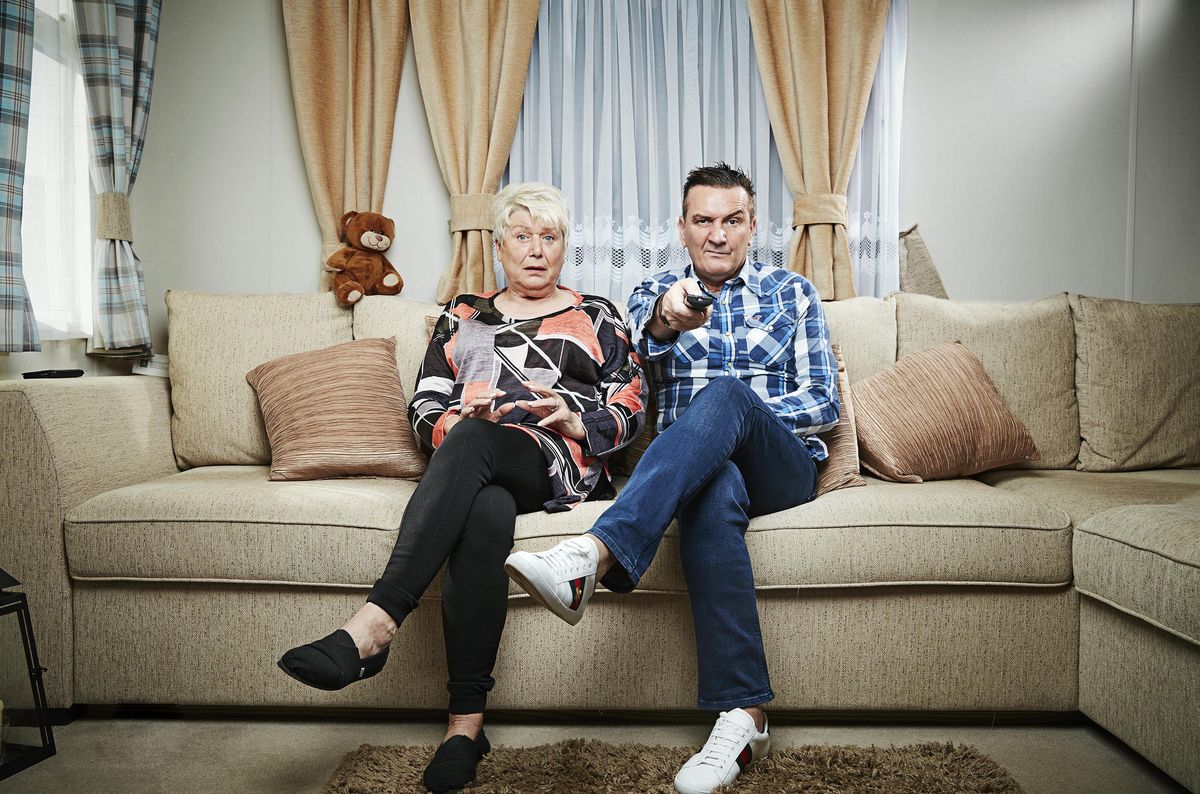 Gogglebox 2024：下一集、觀看的節目、演員陣容以及我們所知道的一切