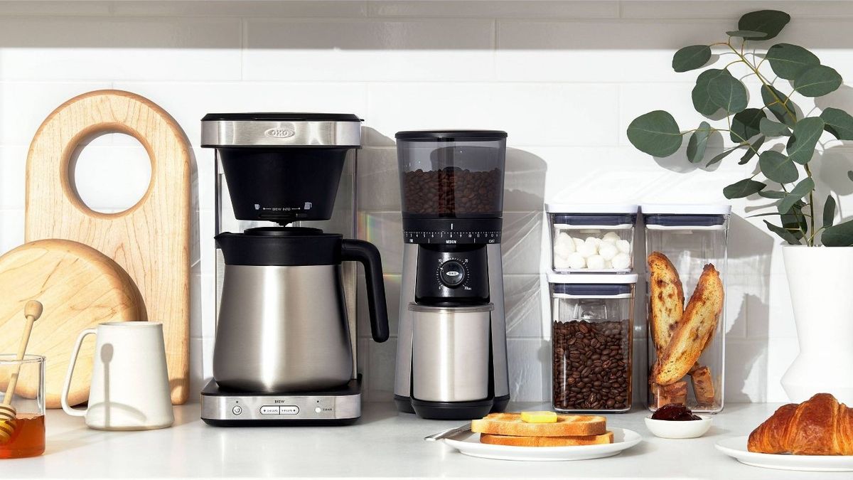 The OXO 9-Cup Coffee Maker Uses Pour-Over Techniques