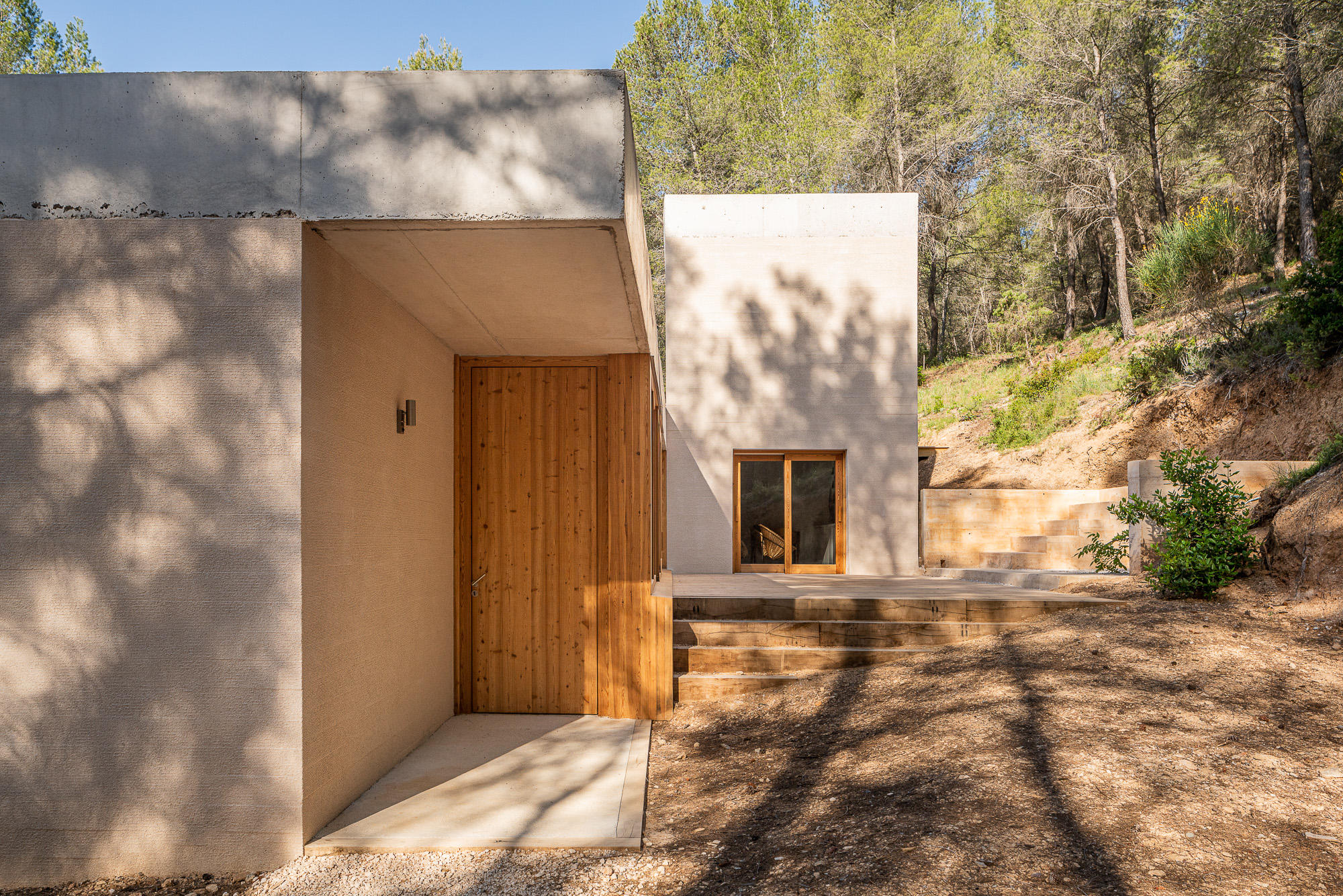 Maison Au Tholonet, France, AT Architectes