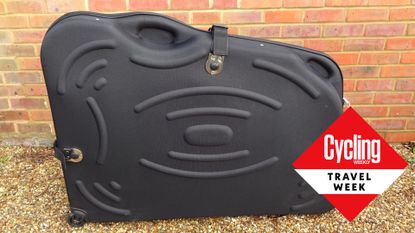 Lifeline complete bike hot sale and wheel bags