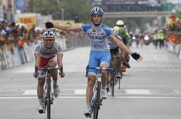 Marco Canola (Colnago-CSF) takes his first win as a professional.