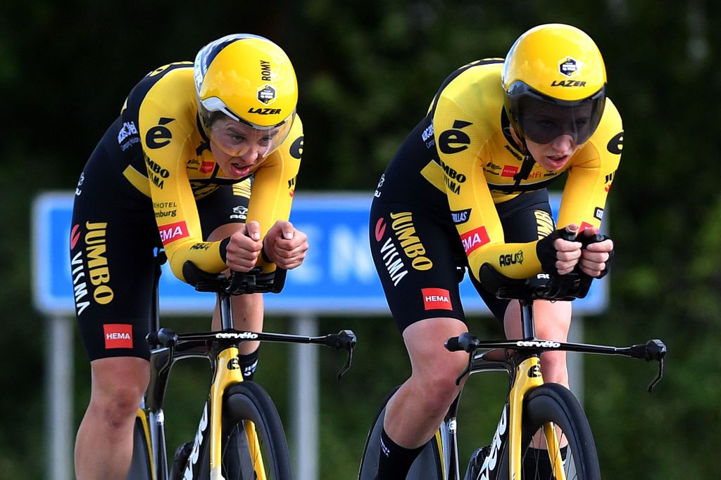VARGARDA SWEDEN AUGUST 06 Romy Kasper of Germany and Jumbo Visma Team sprints during 15th Postnord Vrgrda WestSweden TTT a 356km team time trial from Vargarda to Vargarda UCIWWT VargardaCycling on August 06 2022 in Vargarda Sweden Photo by Luc ClaessenGetty Images