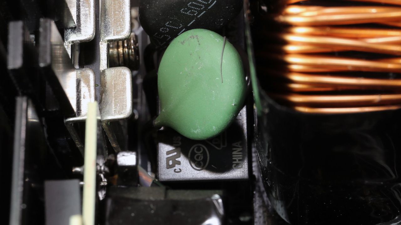 EVGA 1000 G7