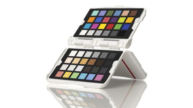 Datacolor SpyderCheckr - Camera Color Calibration Tool With 48 Color Targets & Grey Card